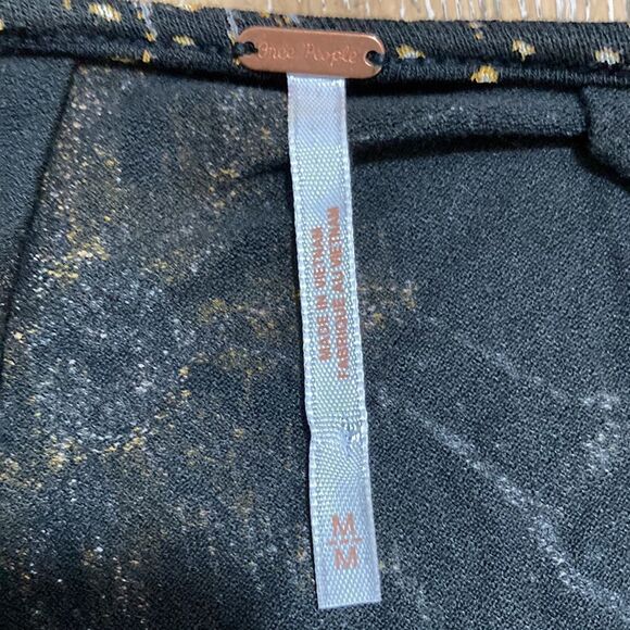 Free people medium crossed front cropped floral top - Picture 6 of 8